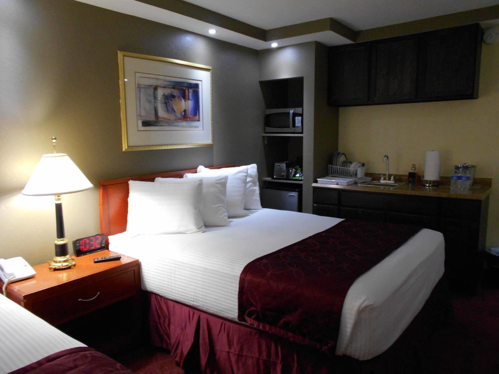 Best Host Inn Plaza カンザスシティ エクステリア 写真